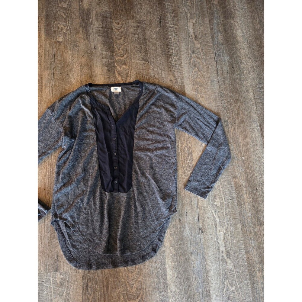 Old Navy Top - Picture 2 of 3